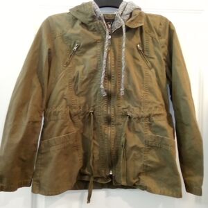 Olive Green Junior Girls Utility Jacket With Hood Size Large By Love Tree
